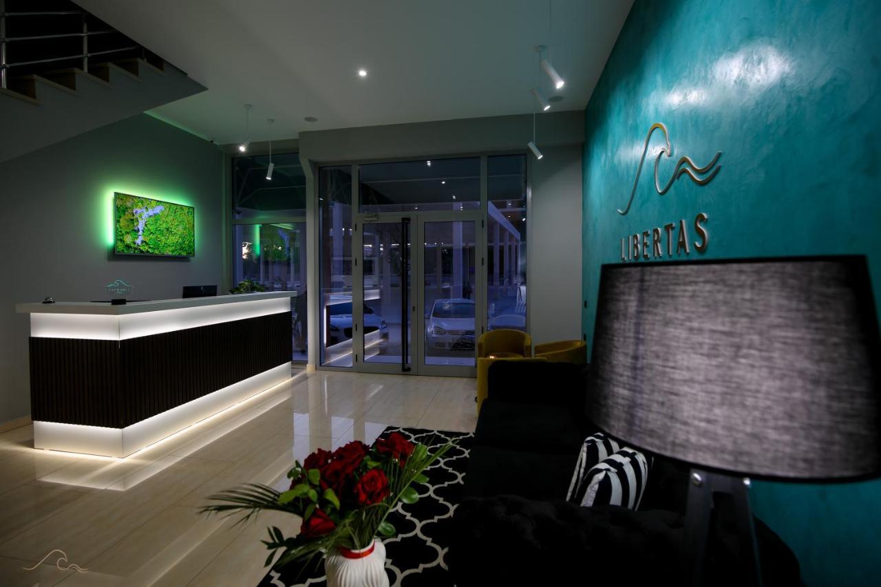 Hotel Libertas Vlore Exterior photo