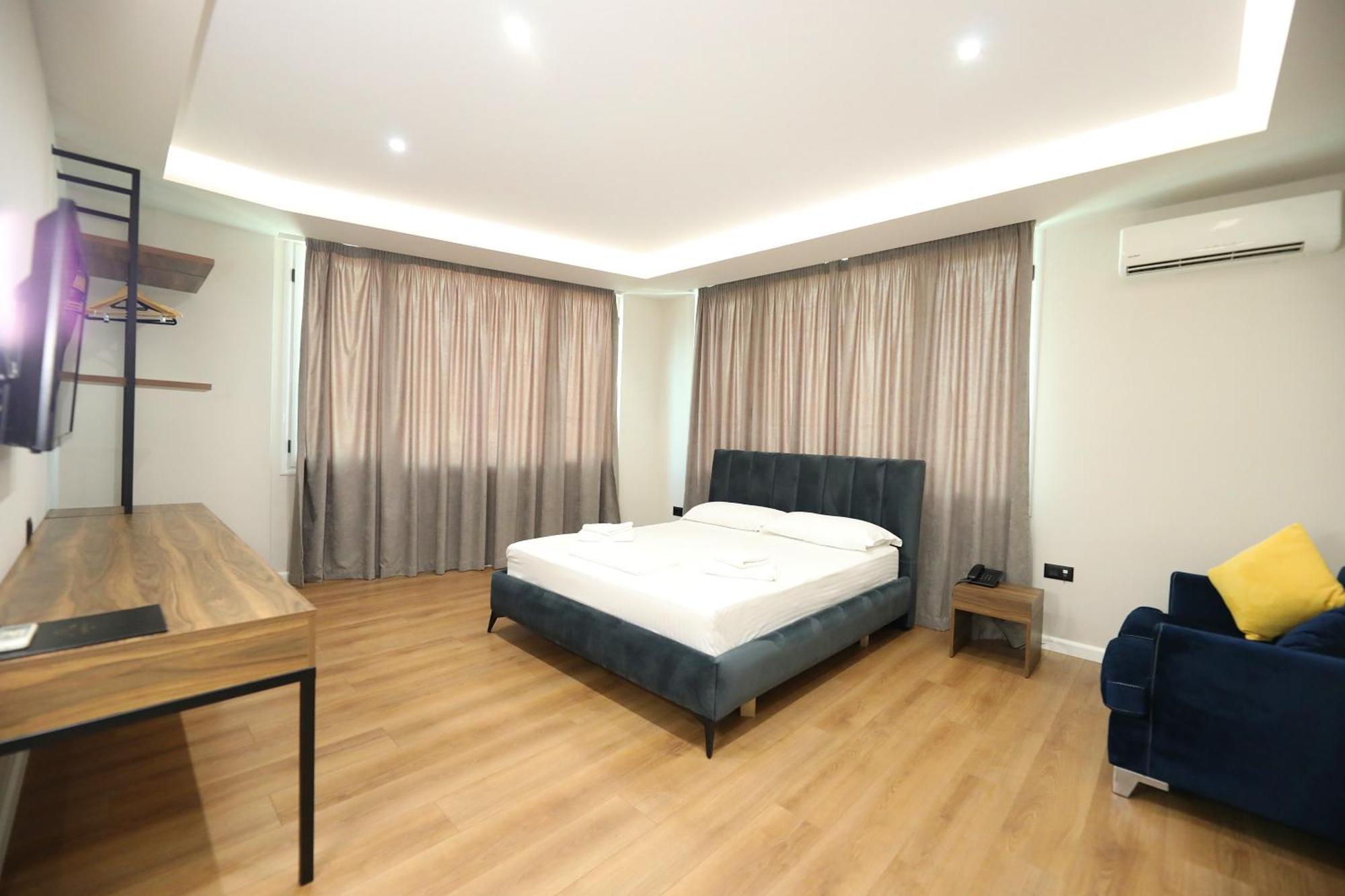 Hotel Libertas Vlore Exterior photo